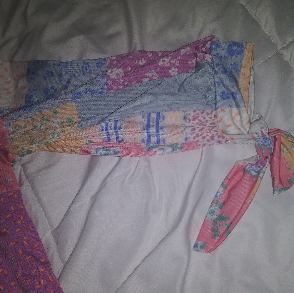 Blouse - Picture 2 of 3